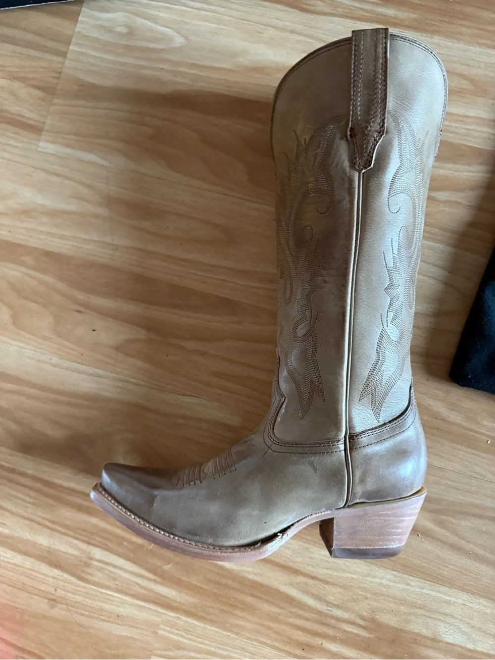 Beautiful New Freebird Woodland Cowboy Boots - Tan - Sz 7
